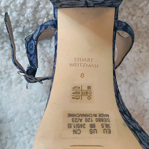 Stuart Weitzman Dancer Mif Block Platform Sandal Leopard printed denim/Blue. 8 B - Picture 9 of 11